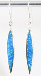 Fijne lange druppelvormige zilveren oorbellen met Australische opaal afbeelding 1