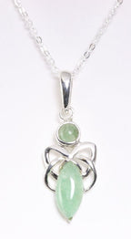 Fijne zilveren hanger met groene aventurijn aan ketting afbeelding 1