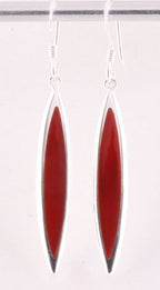 Lange fijne zilveren oorbellen met rode koraal steen afbeelding 1