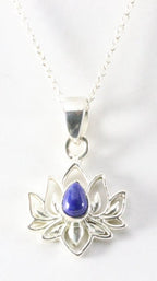 Fijne zilveren lotus hanger met lapis lazuli aan ketting afbeelding 1