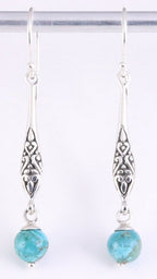 Lange fijn bewerkte zilveren oorbellen met turkoois afbeelding 1