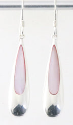 Lange druppelvormige zilveren oorbellen met roze parelmoer afbeelding 1