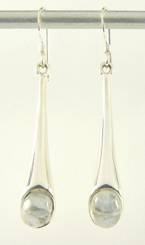 Zilveren oorbellen met regenboog maansteen afbeelding 1