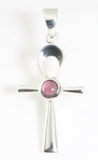Fijne zilveren ankh hanger met granaat afbeelding 1