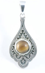 Bewerkte zilveren hanger met tijgeroog afbeelding 1