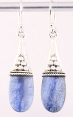 Bewerkte zilveren oorbellen met kyaniet afbeelding 1