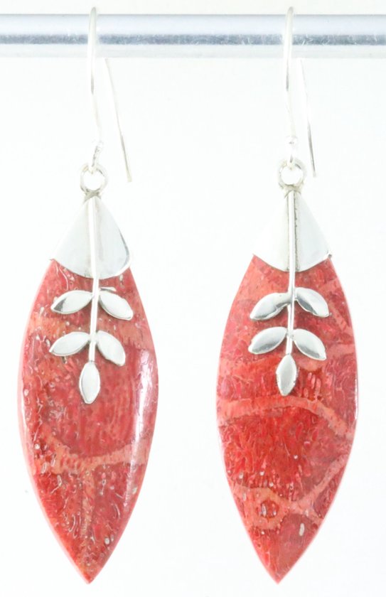 Lange zilveren oorbellen met rode koraal steen afbeelding 1