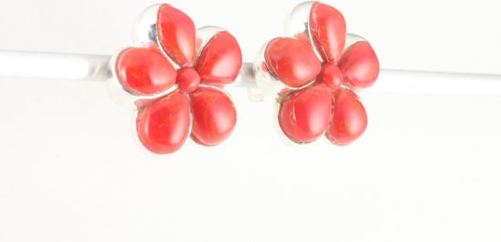 Bloemvormige zilveren oorstekers met rode koraal steen afbeelding 2
