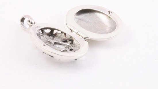 Ovaal opengewerkt zilveren medaillon afbeelding 5