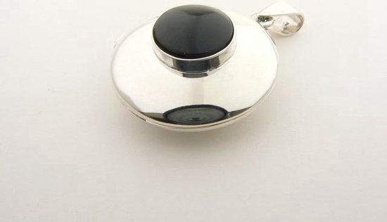 Rond hoogglans zilveren medaillon met onyx afbeelding 4