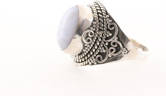 Bewerkte zilveren ring met blauwe lace agaat afbeelding 2
