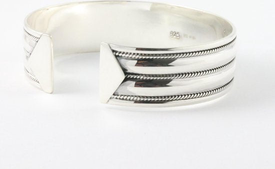 Hoogglans zilveren klemarmband met fijne kabelpatronen afbeelding 3