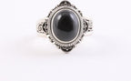 Bewerkte zilveren ring met onyx afbeelding 4