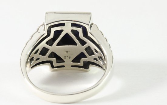 Zware bewerkte zilveren herenring met lapis lazuli afbeelding 4