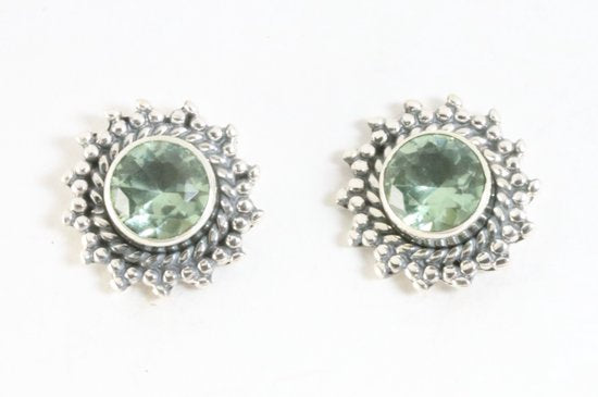 Bewerkte zilveren oorstekers groene amethist afbeelding 1