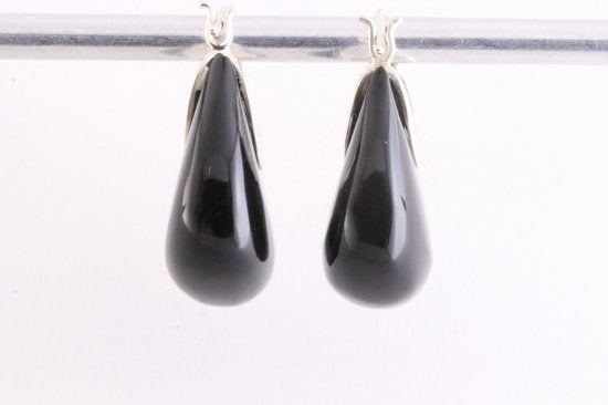 Fijne zilveren oorringen met onyx afbeelding 3