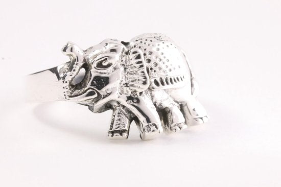 Zilveren ring met olifant afbeelding 4