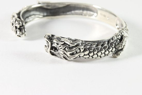 Zware zilveren klemarmband met draken afbeelding 1