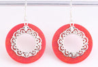 Grote ronde bewerkte zilveren oorbellen met rode koraal steen afbeelding 1