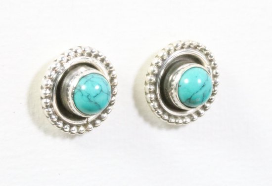 Fijne bewerkte ronde zilveren oorstekers met turkoois afbeelding 1