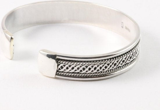 Zilveren klemarmband met kruiskabelpatroon afbeelding 3