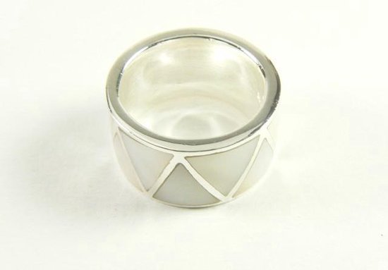 Zware zilveren ring met parelmoer afbeelding 3