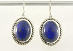 Bewerkte zilveren oorbellen met grote lapis lazuli stenen afbeelding 4
