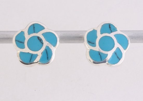 Bloemvormige zilveren oorstekers met blauwe turkoois afbeelding 3