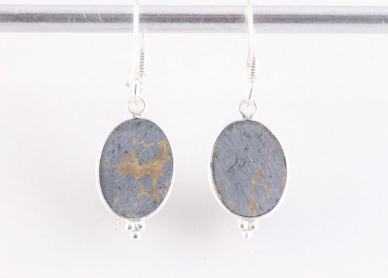 Zilveren oorbellen met zwarte koperturkoois afbeelding 3