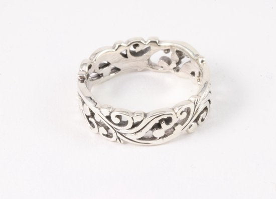 Opengewerkte zilveren ring afbeelding 2