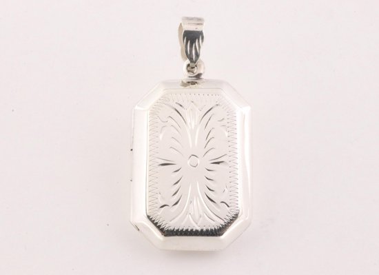 Rechthoekig bewerkt zilveren medaillon afbeelding 4