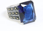 Zware zilveren ring met blauwe saffier en marcasiet afbeelding 1