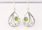 Opengewerkte zilveren oorbellen met peridoot afbeelding 4