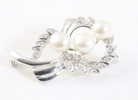 Hoogglans zilveren broche met parels en witte topaas afbeelding 1