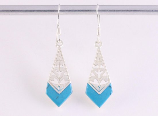 Opengewerkte zilveren oorbellen met blauwe turkoois afbeelding 4