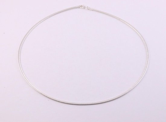 Fijn hoogglans zilveren omega collier afbeelding 3