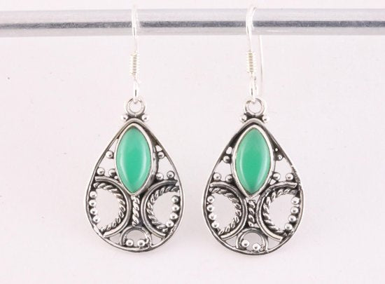Opengewerkte zilveren oorbellen met groene onyx afbeelding 4