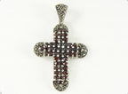 Zilveren kruishanger met granaat en marcasiet afbeelding 3