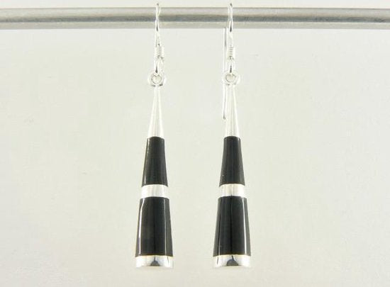 Zilveren oorbellen met onyx afbeelding 4