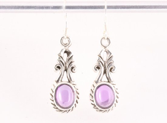 Bewerkte zilveren oorbellen met amethist afbeelding 4