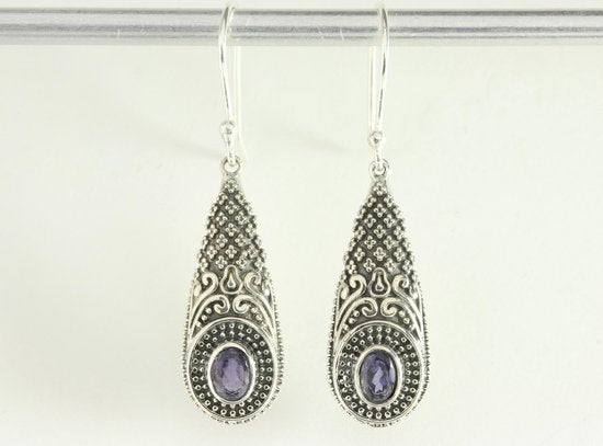 Bewerkte zilveren oorbellen met ioliet afbeelding 4