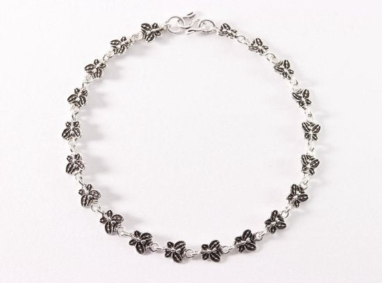 Fijne zilveren enkelband met vlinders afbeelding 1