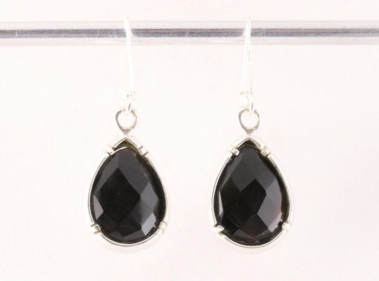 Bewerkte zilveren oorbellen met gefacetteerde onyx afbeelding 2