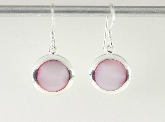 Ronde zilveren oorbellen met roze parelmoer afbeelding 4