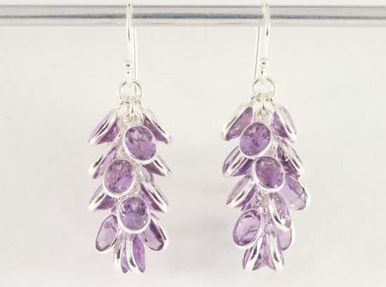 Trosvormige zilveren oorbellen met amethist afbeelding 4