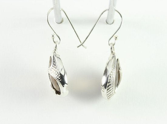 Bewerkte zilveren oorbellen met rookkwarts afbeelding 2