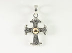 Bewerkte zilveren kruishanger met 18k gouden decoratie afbeelding 4