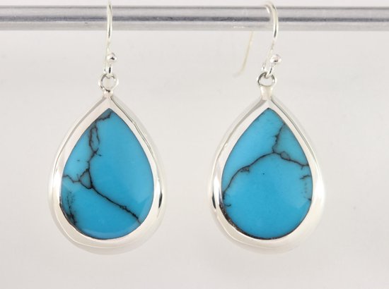 Grote druppelvormige zilveren oorbellen met blauwe turkoois afbeelding 3