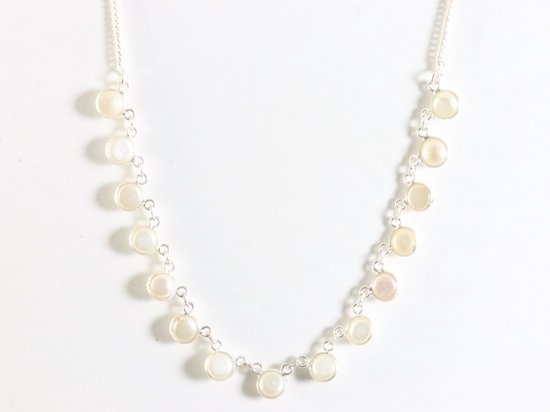 Zilveren schakel ketting met zoetwater parels afbeelding 2