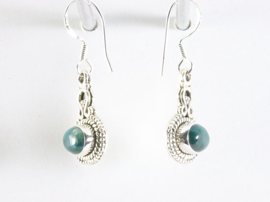 Bewerkte zilveren oorbellen met apatiet afbeelding 2